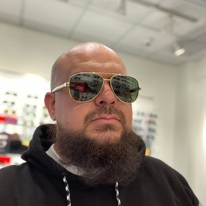 Meet your Posher, Gabriel